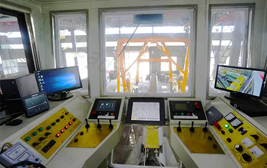 Cutter Dredger Cab - Leader Dredger